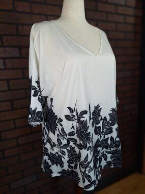 Black & White Floral Top 14/16